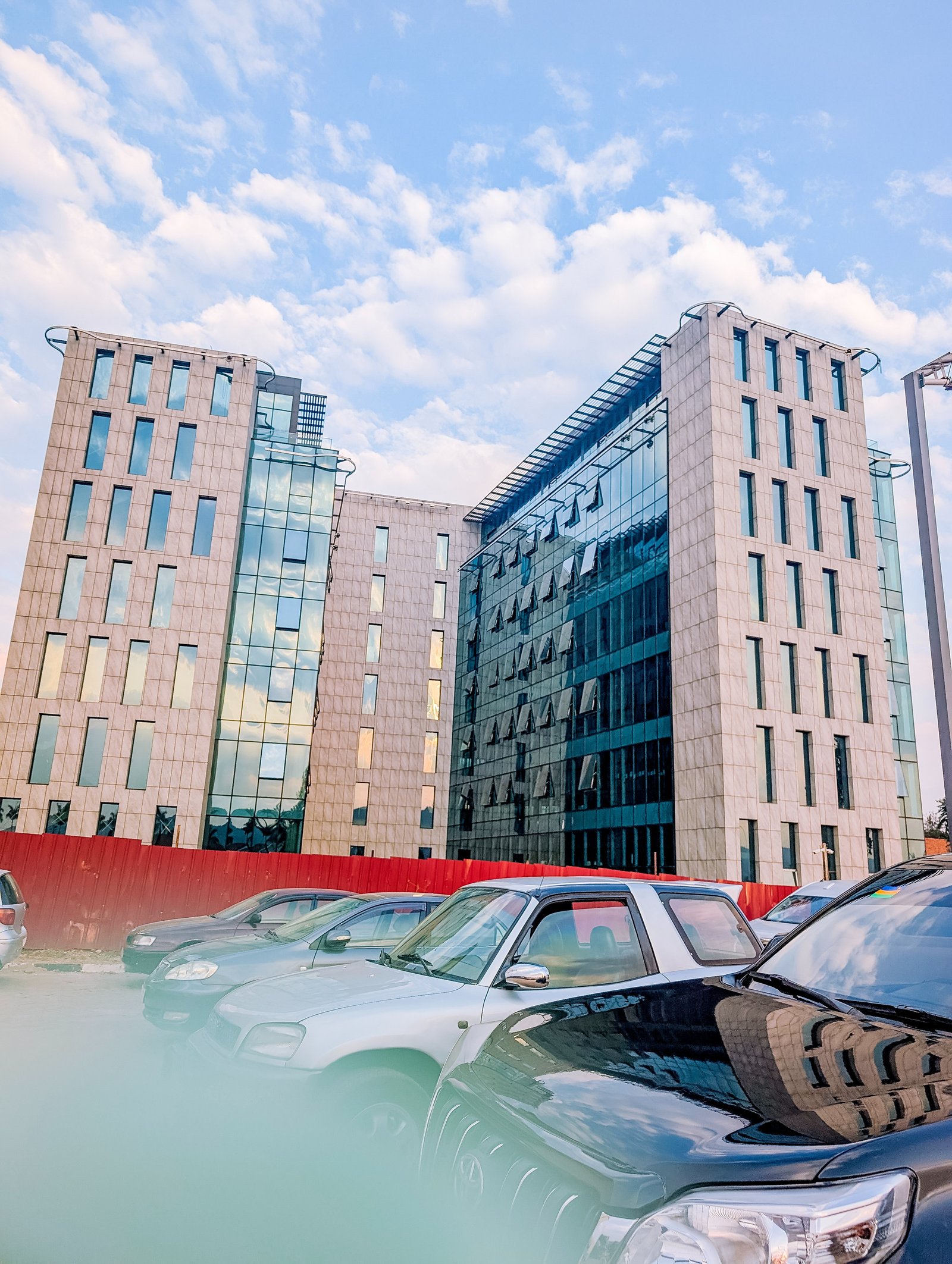 Kimihurura Corporate Tower Curtain Wall Phase